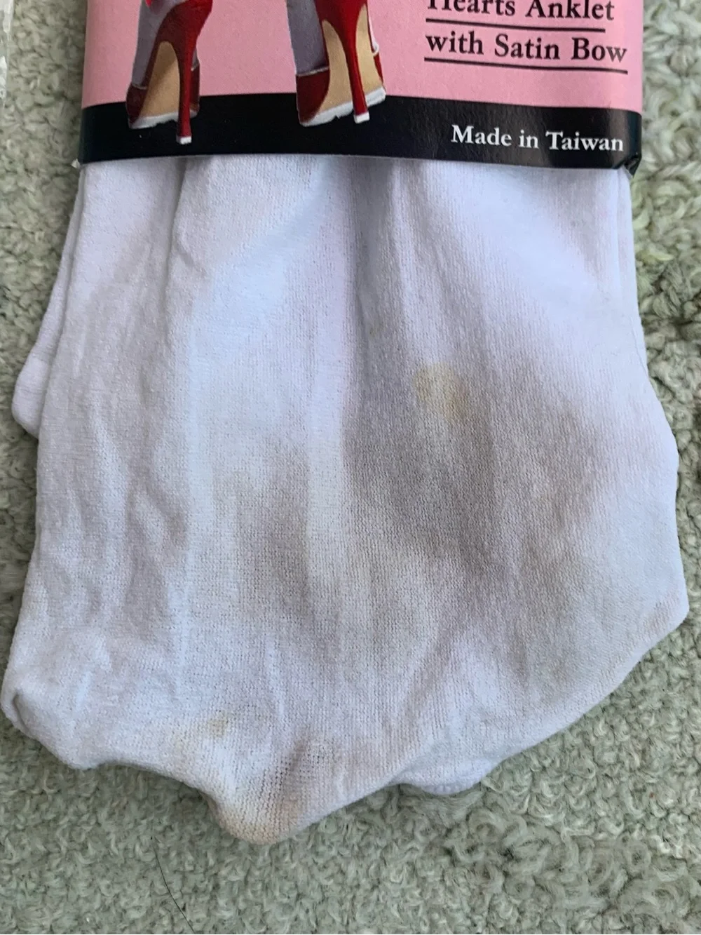 white vintage-style frilly ankle socks one size